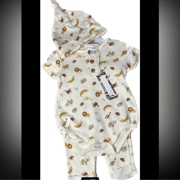 NWT 3 piece set lion, koalas, crocs, monkeys cute onesie matching leggings & hat - Picture 1 of 16